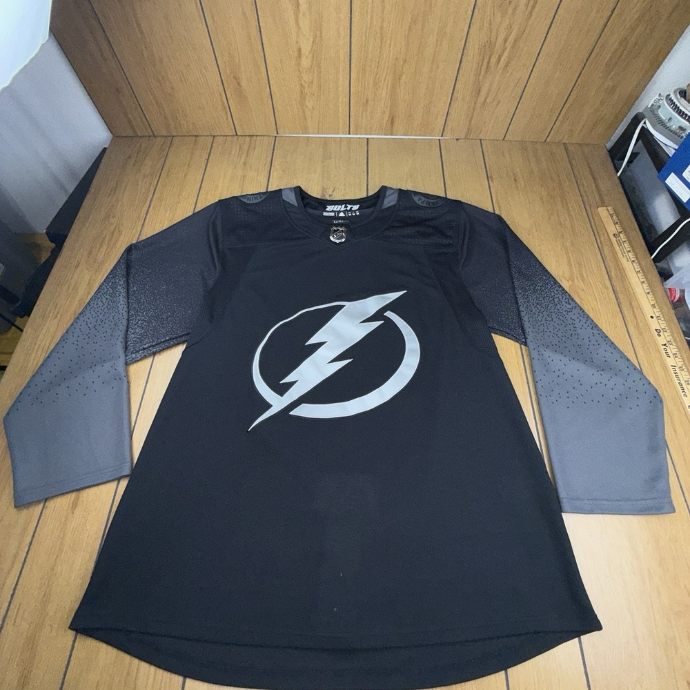 adidas NHL Tampa Bay Lightning Size 54 Authentic Alternate Jersey DW4834